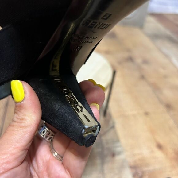 Fendi black pumps size 38 - Picture 16 of 16